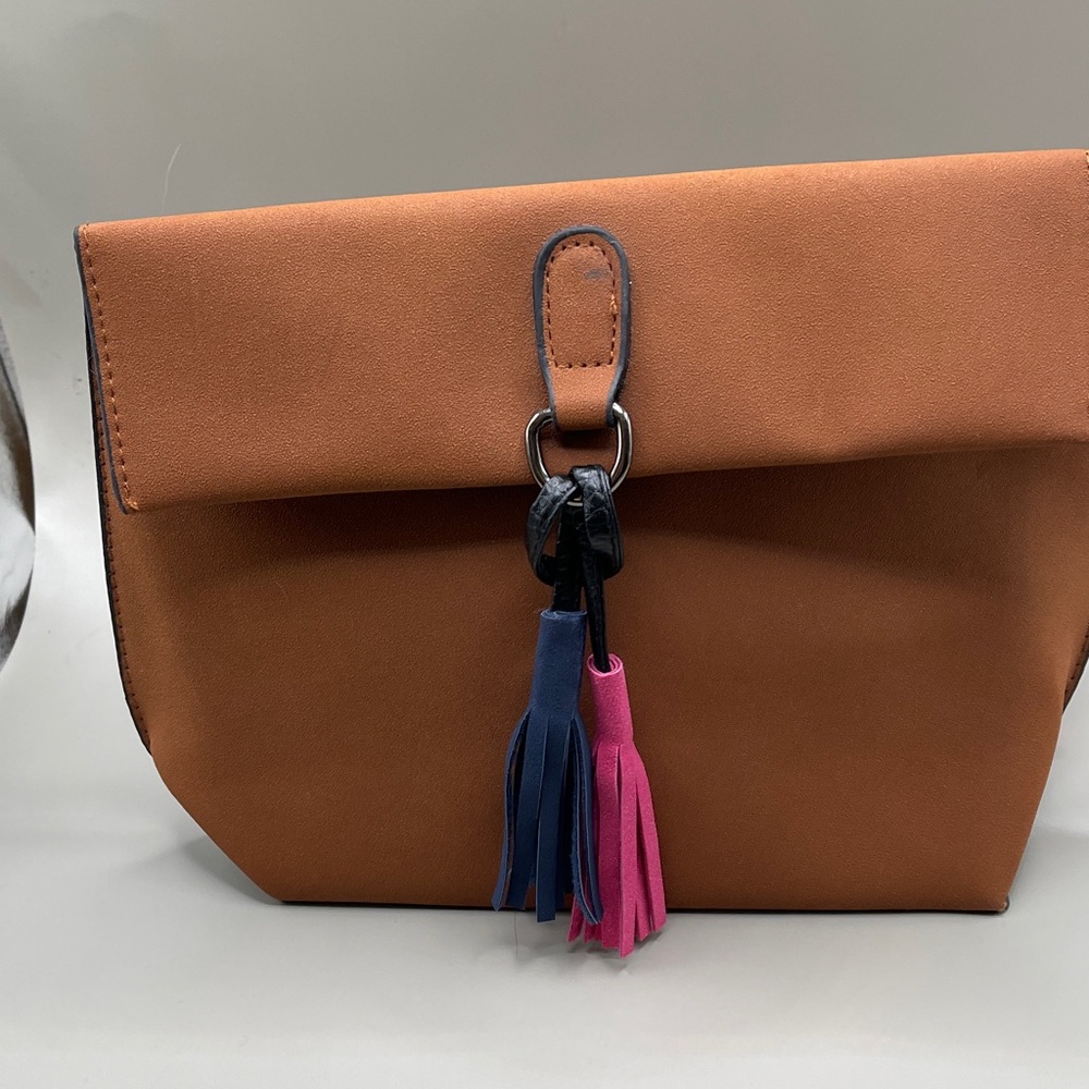 Threaded Pear Vegan Crossbody Threaded Pear